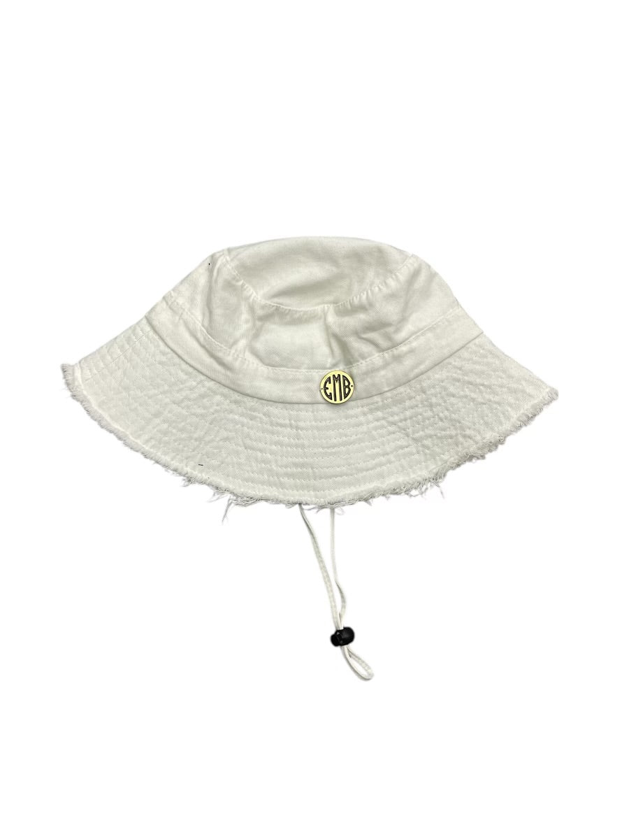 Emb white cotton hat